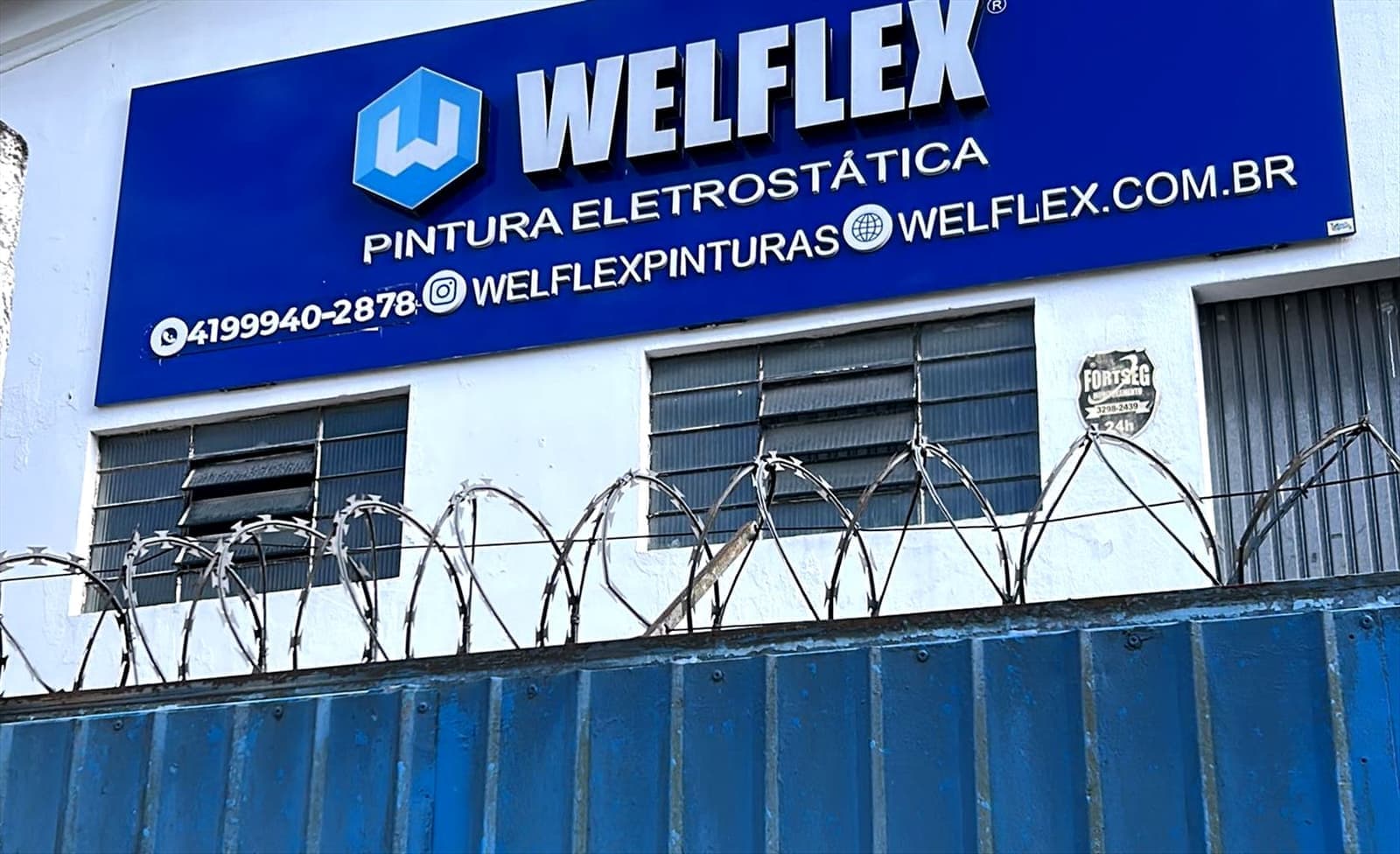 Operação real de pintura industrial da Welflex